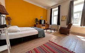 Vienna Palm Apartments